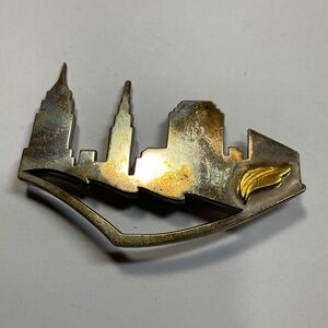 MBE Sterling Silver Manhattan Skyline Brooch. 2 inches wide